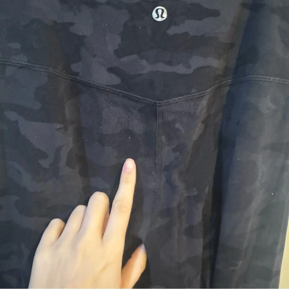 Lululemon align black incognito camo 28” pant - Picture 6 of 8